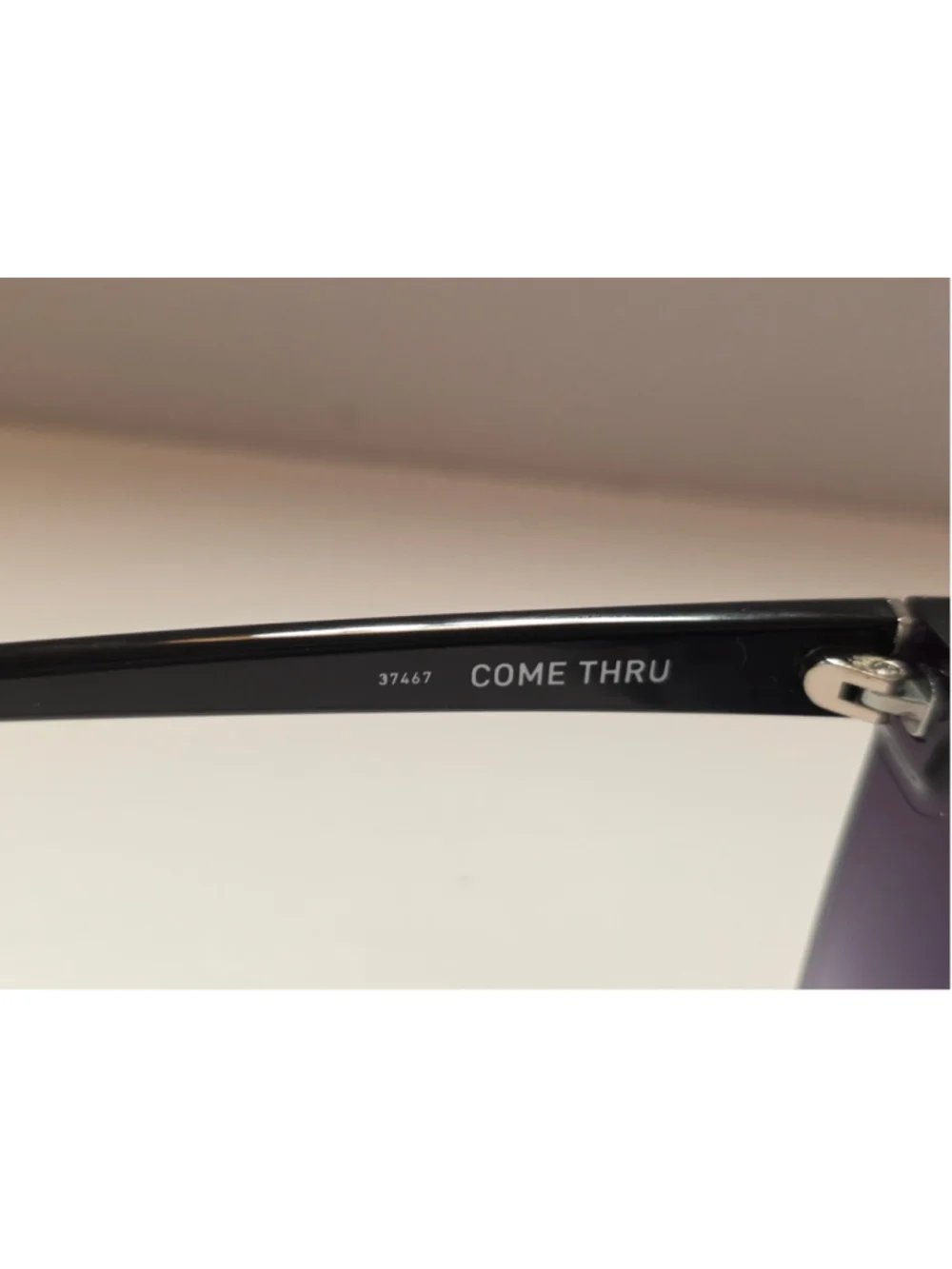QUAY Come Thru Black Fade Oversized Cat Eye Sunglasses NEW